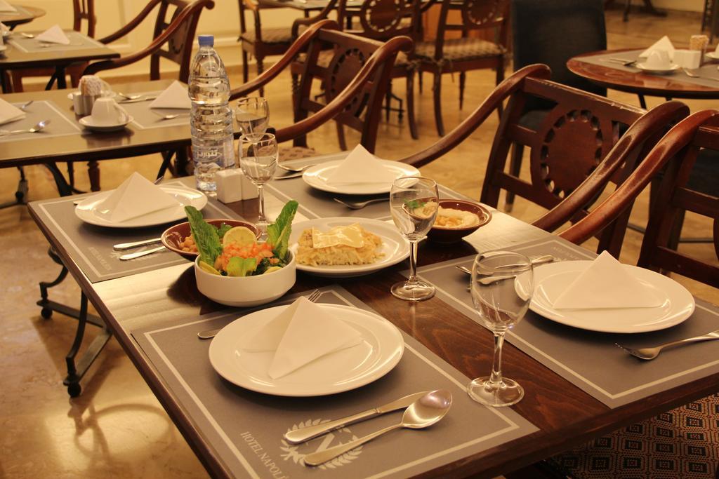 Napoleon Hotel Beirut Eksteriør billede