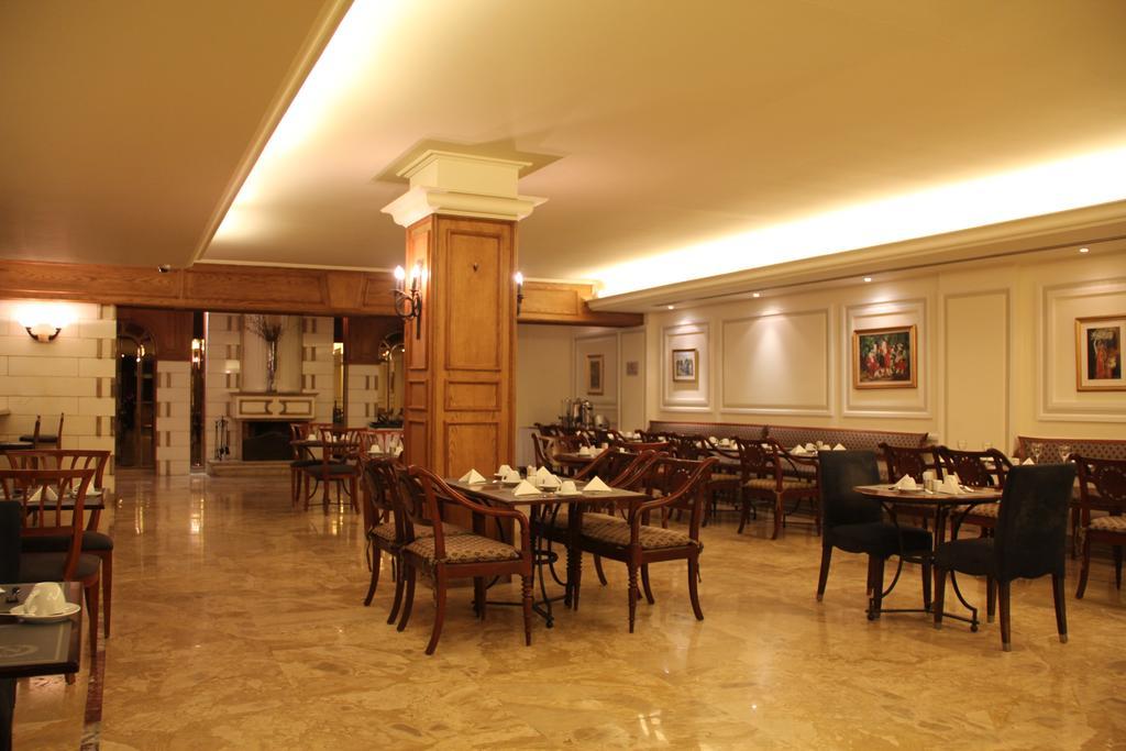 Napoleon Hotel Beirut Eksteriør billede