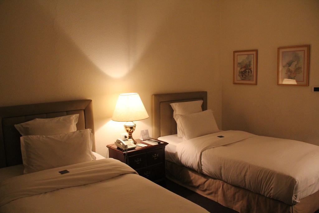 Napoleon Hotel Beirut Eksteriør billede