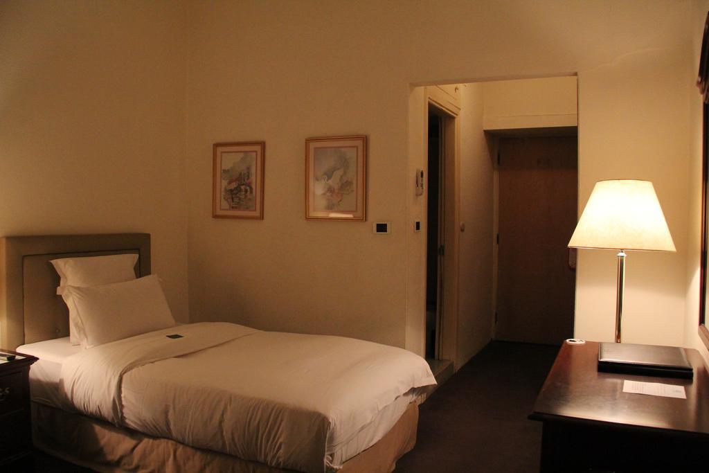 Napoleon Hotel Beirut Eksteriør billede