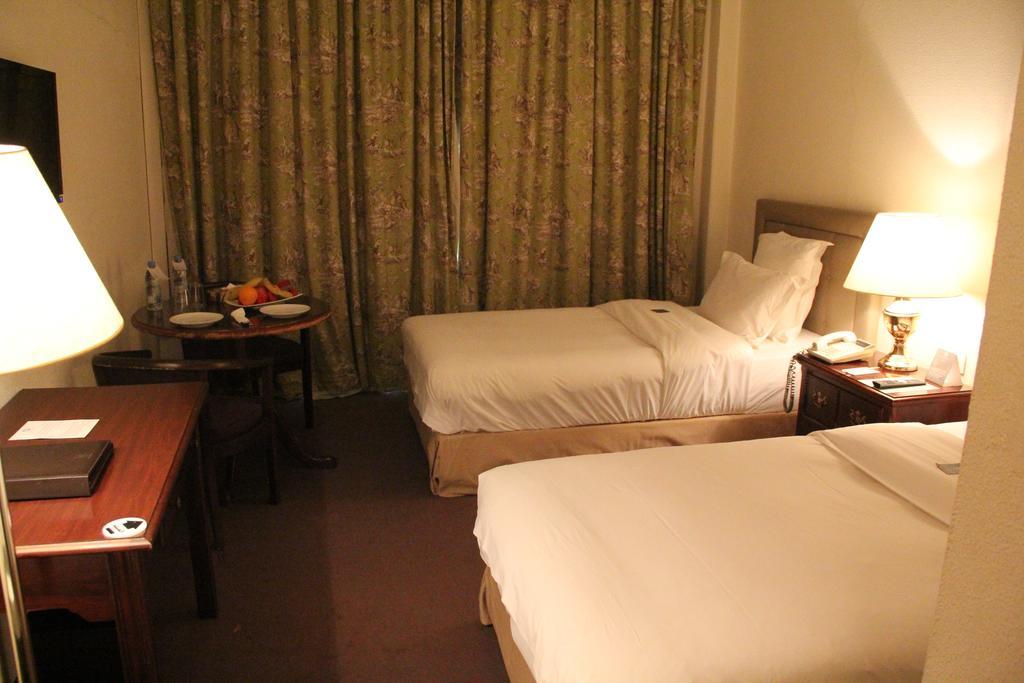 Napoleon Hotel Beirut Eksteriør billede