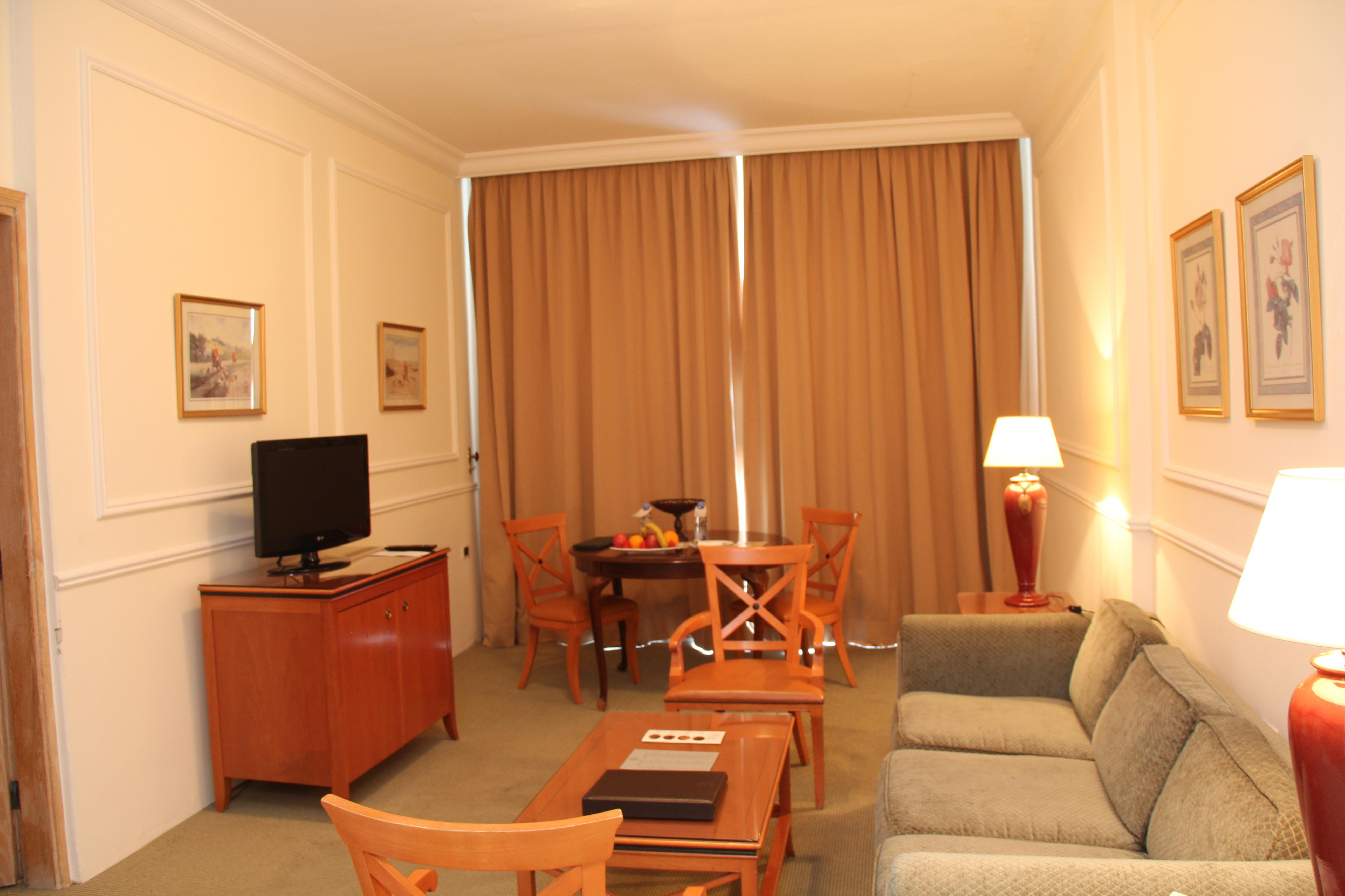 Napoleon Hotel Beirut Eksteriør billede