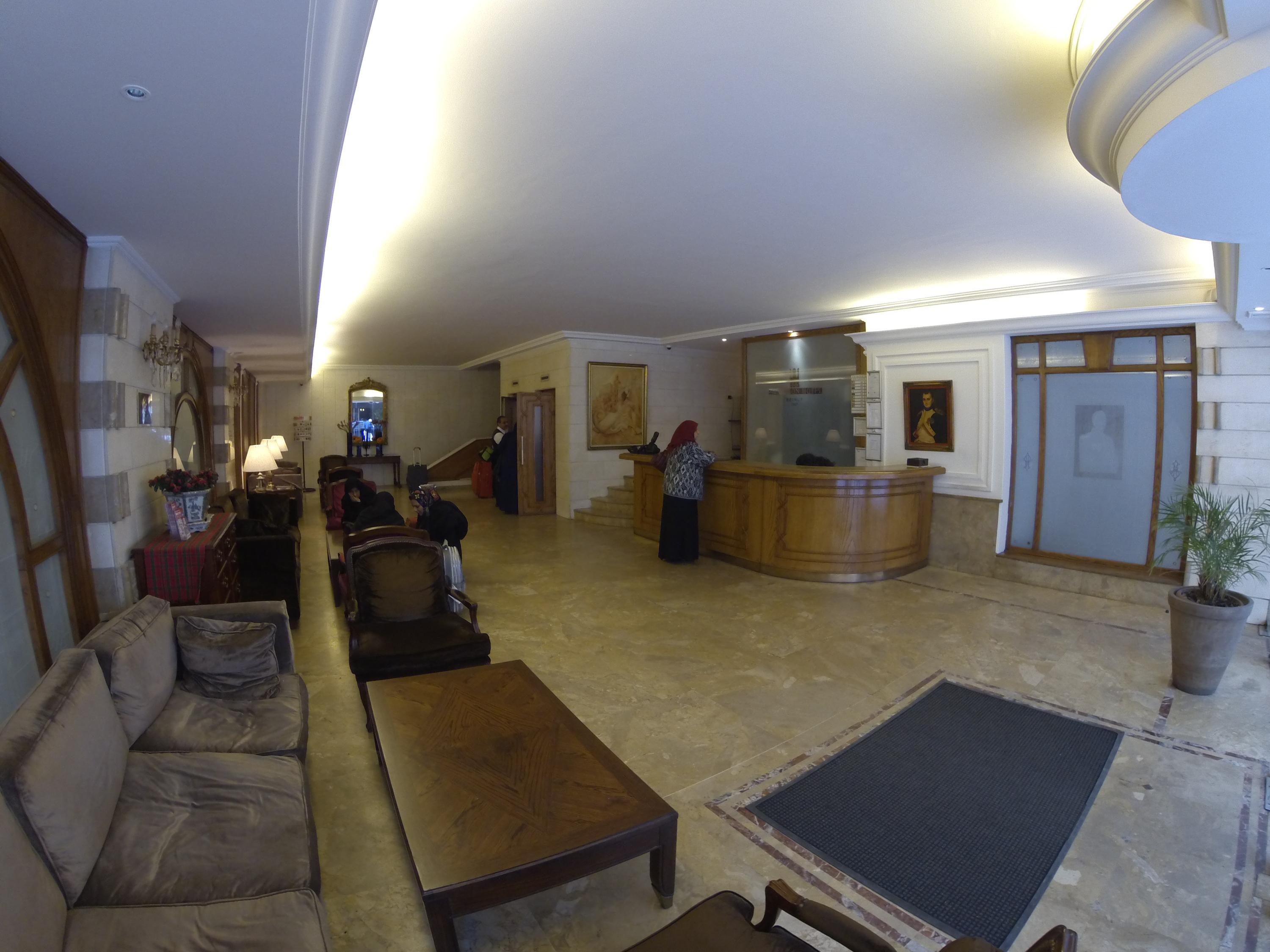 Napoleon Hotel Beirut Eksteriør billede