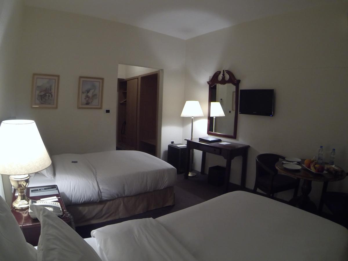 Napoleon Hotel Beirut Eksteriør billede