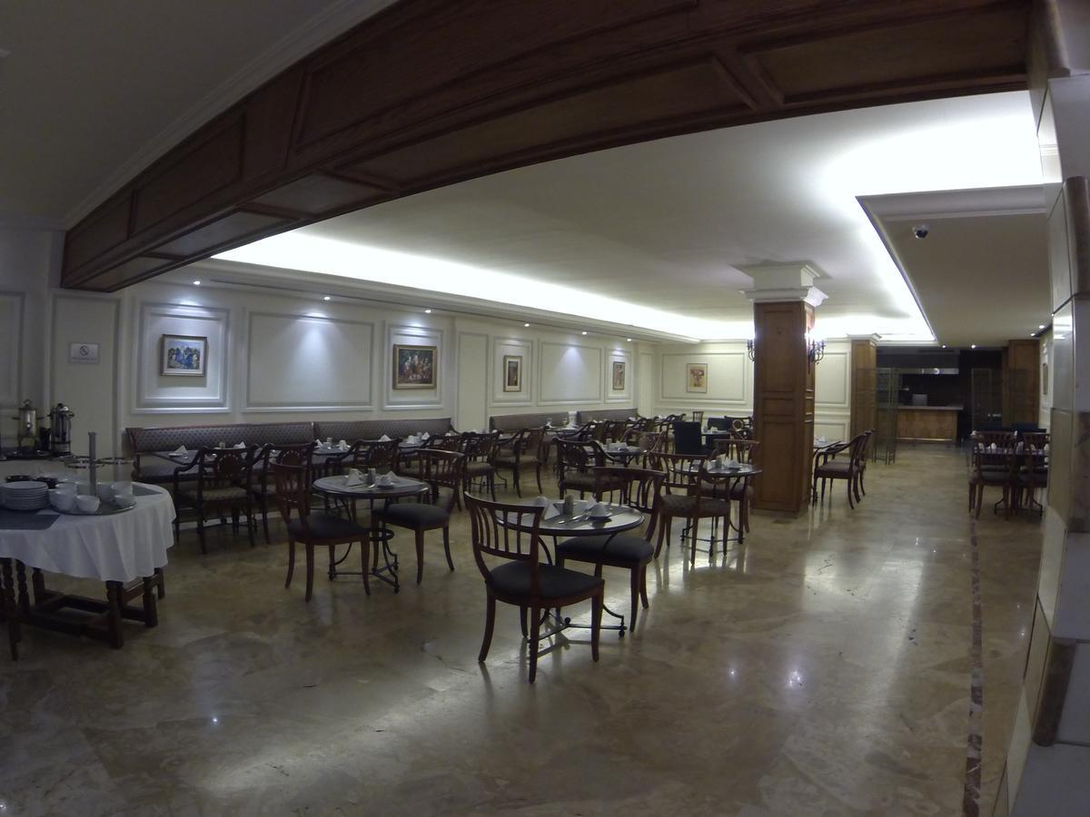 Napoleon Hotel Beirut Eksteriør billede