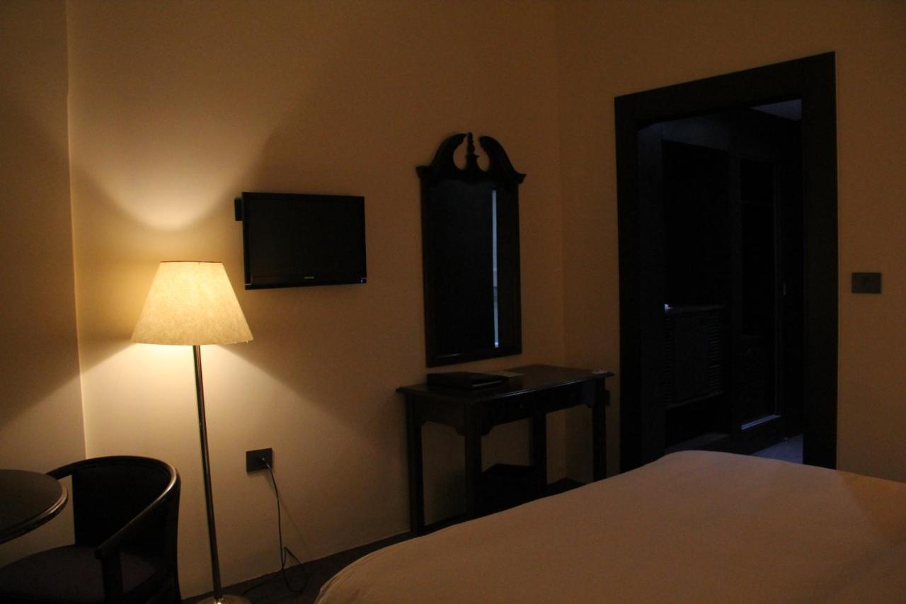 Napoleon Hotel Beirut Eksteriør billede
